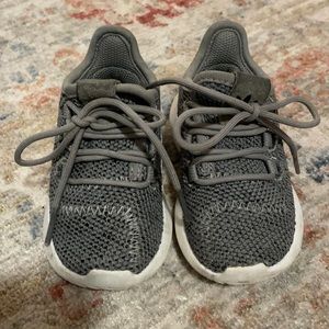 Adidas toddler shoe